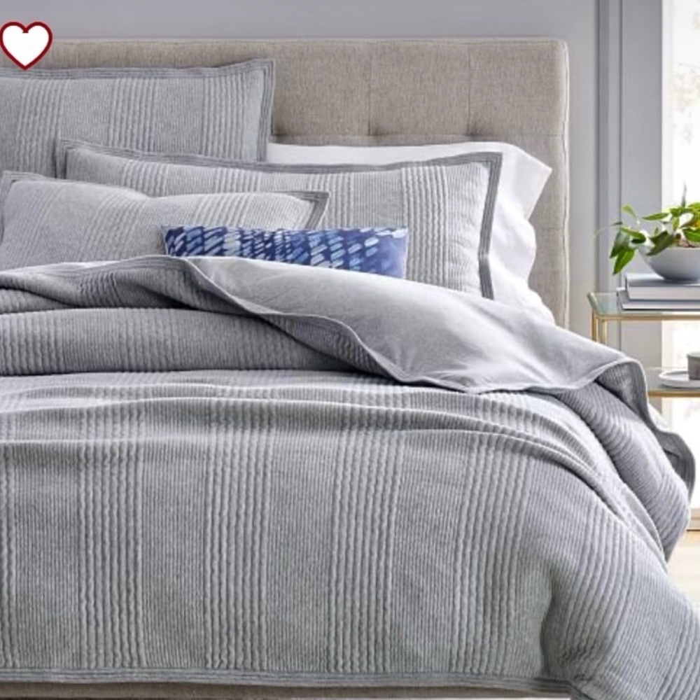 West Elm Gray Striped Design King Size Duvet Cover with 2 standard Pillows